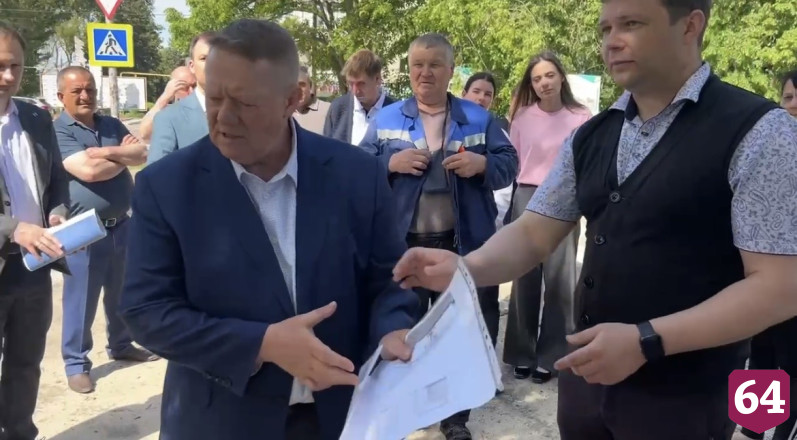 Депутат Госдумы пообещал контролировать с жителями благоустройство саратовского сквера 